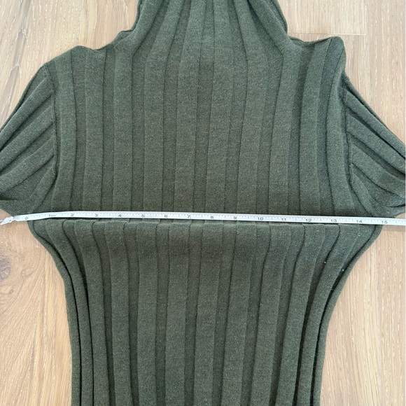 Baserange Adler Turtleneck Sweater Green Merino Wool Ribbed Forest Small Winter - Picture 11 of 13